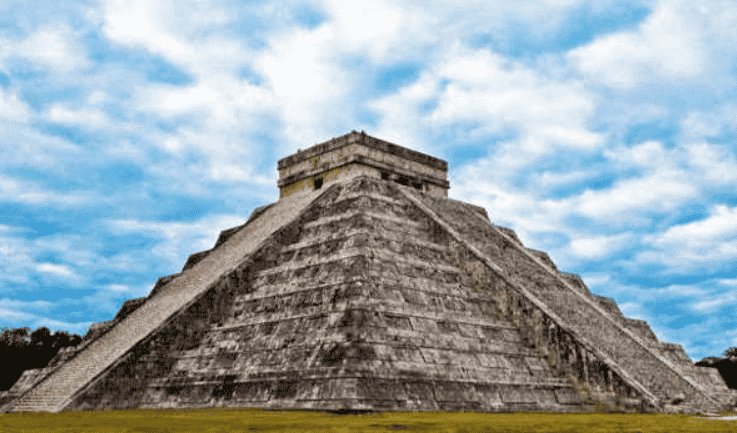 Chichen Itza duniya ke saat ajoobo